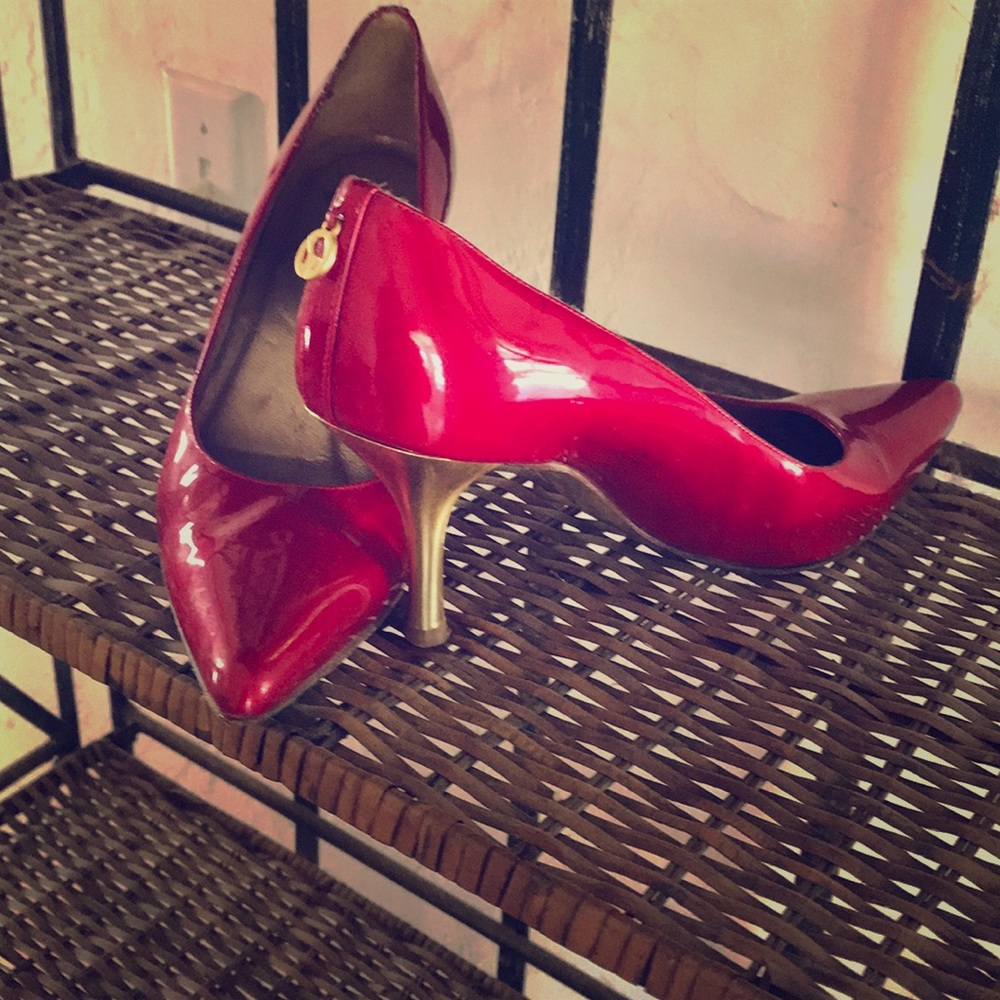 St. John shoes